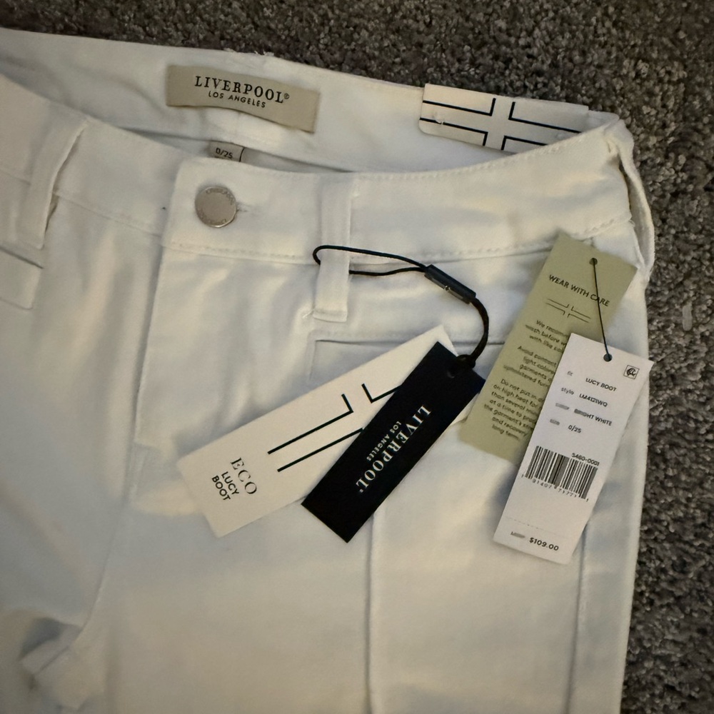 Liverpool LA Women's White Flare Jeans - Picture 2 of 5
